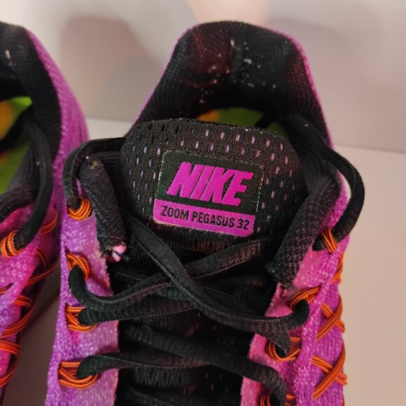 NIKE ZOOM PEGASUS 32 SHIELD RUNNING SHOE PURPLE - BLACK - WHITE SIZE 8.5 - Picture 6 of 8